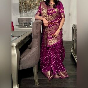 Elegant Purple Saree Set – Includes Blouse & Underskirt